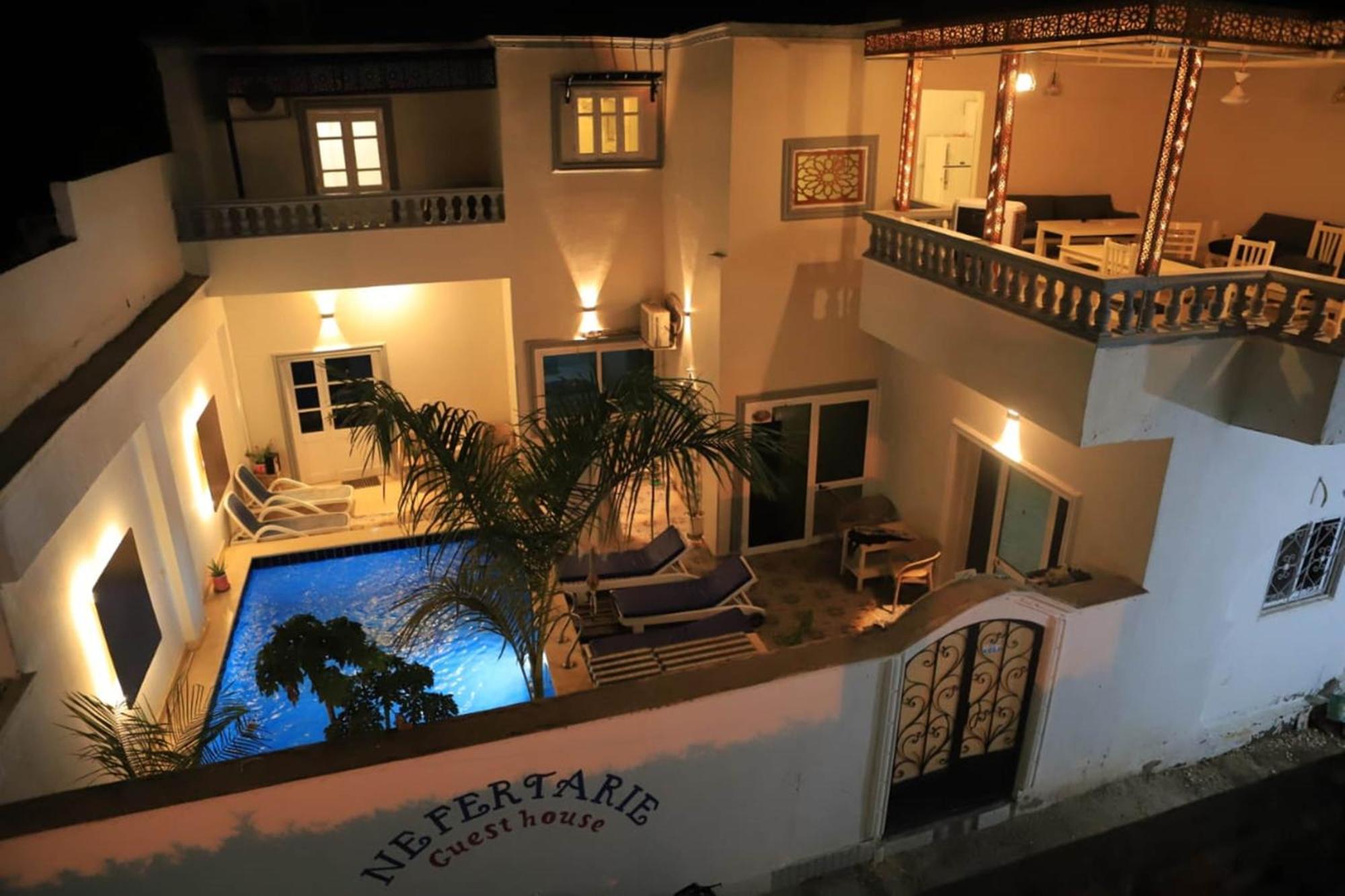 Nefertarie Guest House Луксор Экстерьер фото