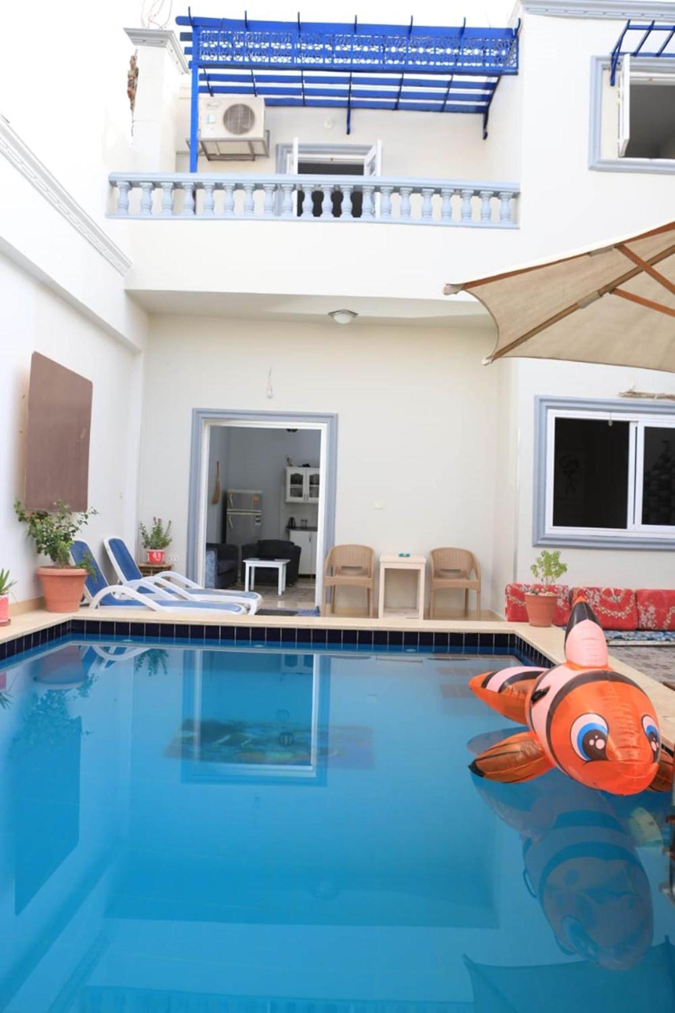 Nefertarie Guest House Луксор Экстерьер фото
