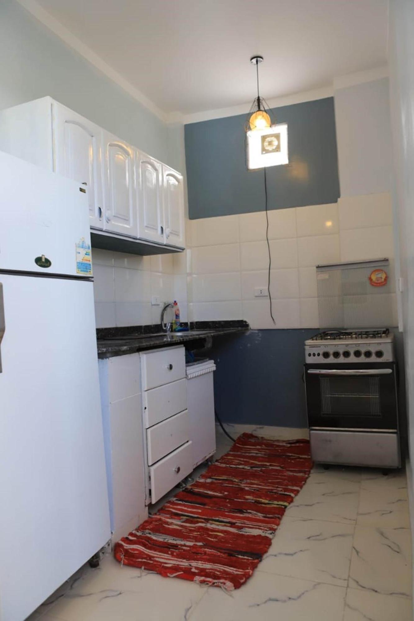 Nefertarie Guest House Луксор Экстерьер фото
